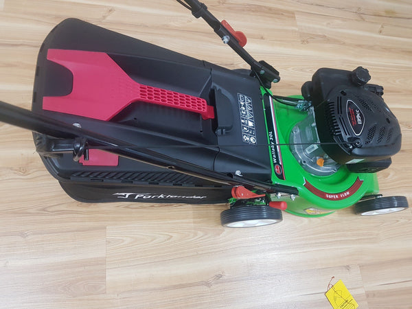 hurry up for-sale-order-now-Parklander-Wallaby-30-139cc-Push-Mower - 18 Cut